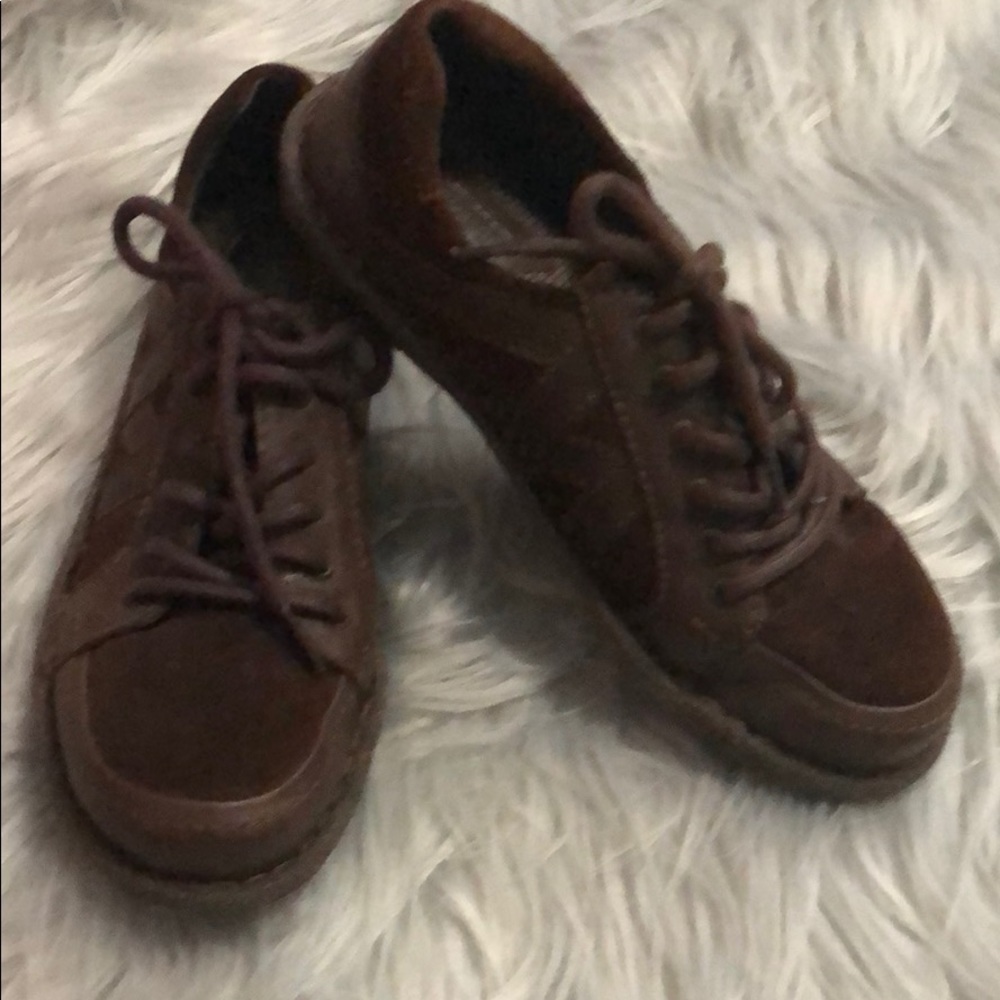Born shoes